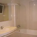 Goya فندق سالو